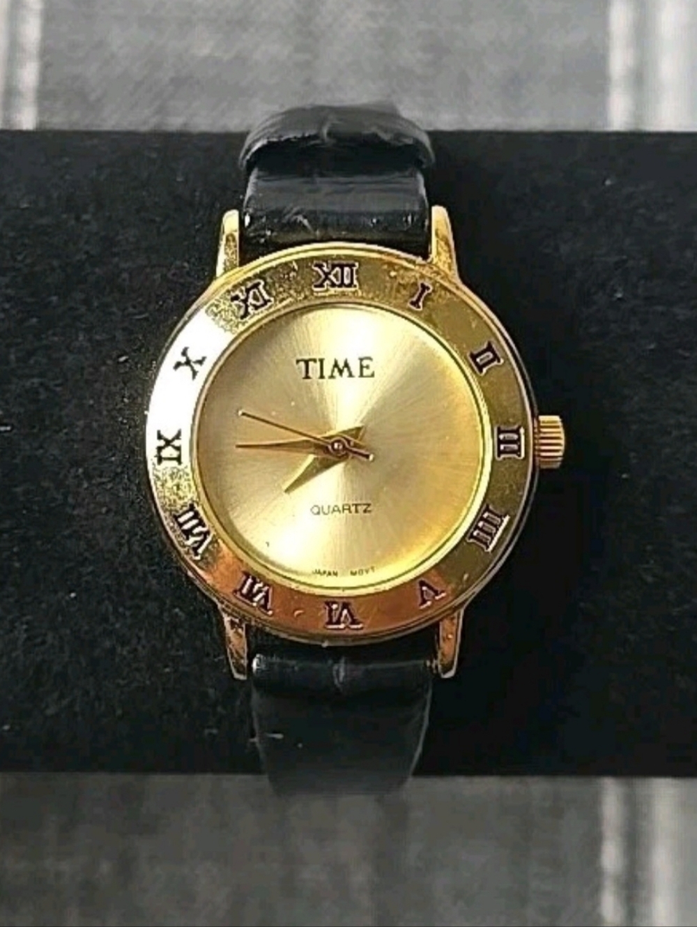 Women's Quartz Time Watch